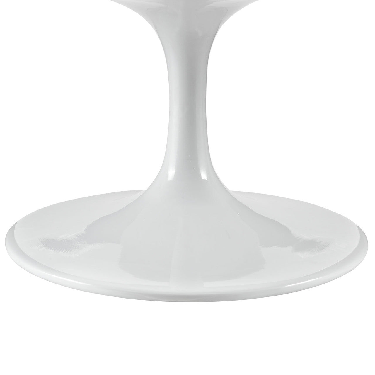 Lippa 42" Oval-Shaped Coffee Table in White