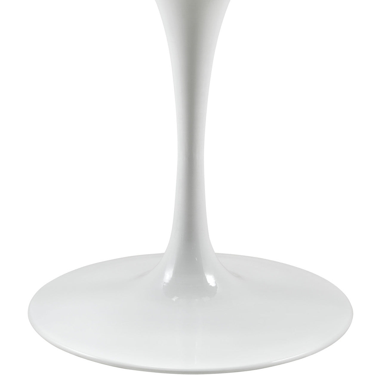 Lippa 40" Dining Table in White