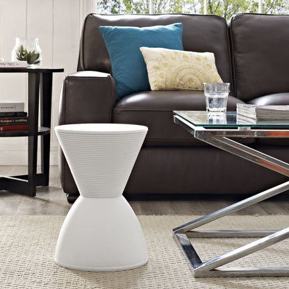 Haste  Stool, White, Plastic