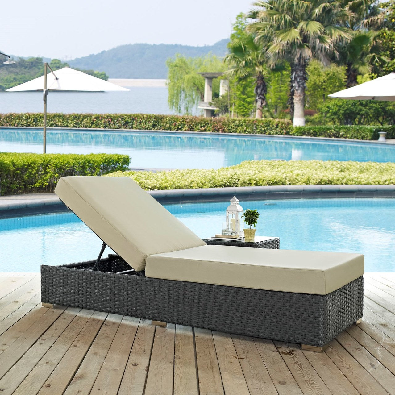 Sojourn Outdoor Patio Sunbrella Chaise Lounge, Beige, Rattan 9758
