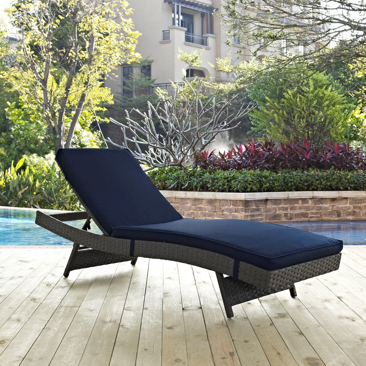 Sojourn Outdoor Patio Sunbrella Chaise, Navy, Rattan 9997