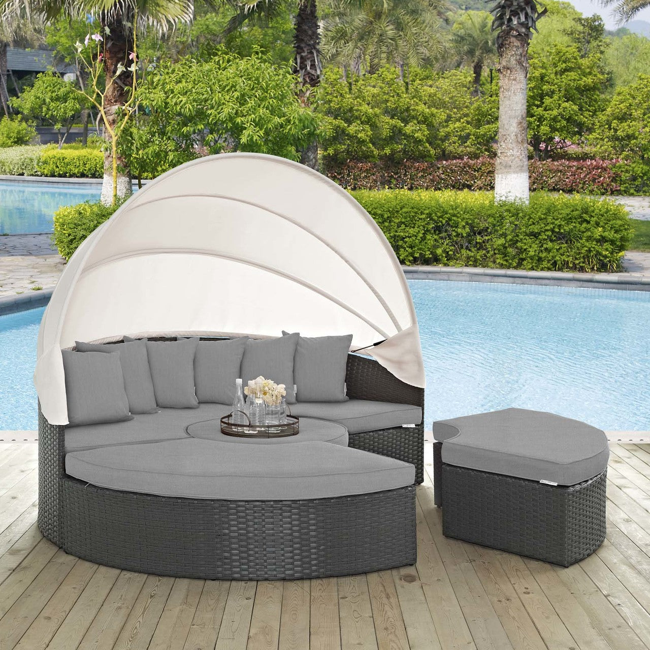 Sojourn Outdoor Patio Sunbrella® Daybed, Sunbrella Rattan Wicker, Grey Gray 13450