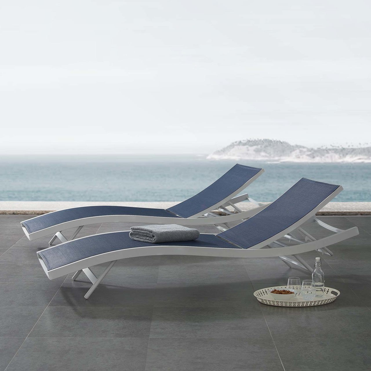 Glimpse Outdoor Patio Mesh Chaise Lounge Chair, Fabric Aluminium, White Navy 15369