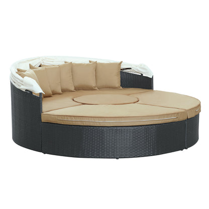 Quest Canopy Daybed in Espresso Mocha