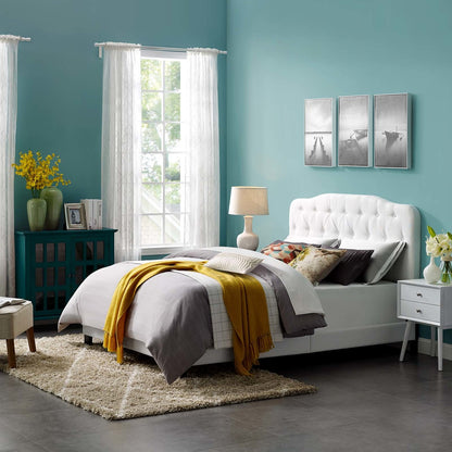 Amelia Full Upholstered Fabric Bed, Full Size, Fabric, White, 15490