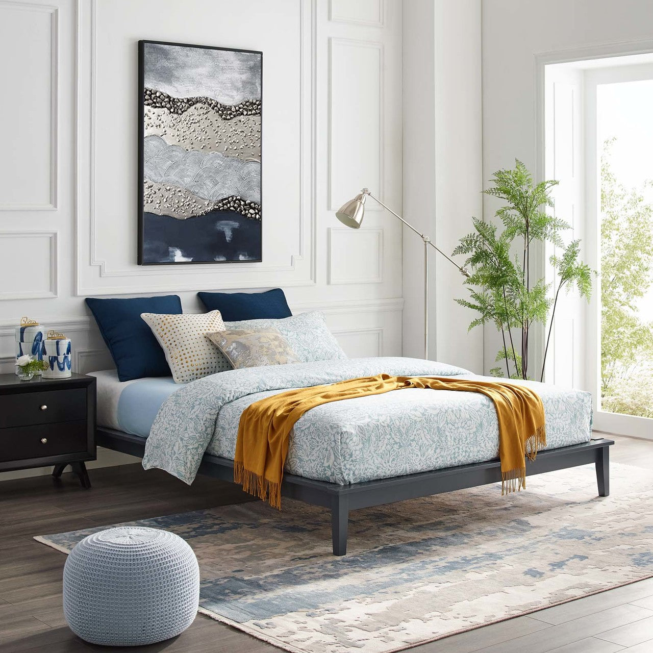 Lodge Queen Wood Platform Bed Frame, Queen Size, Wood, Grey Gray, 15555