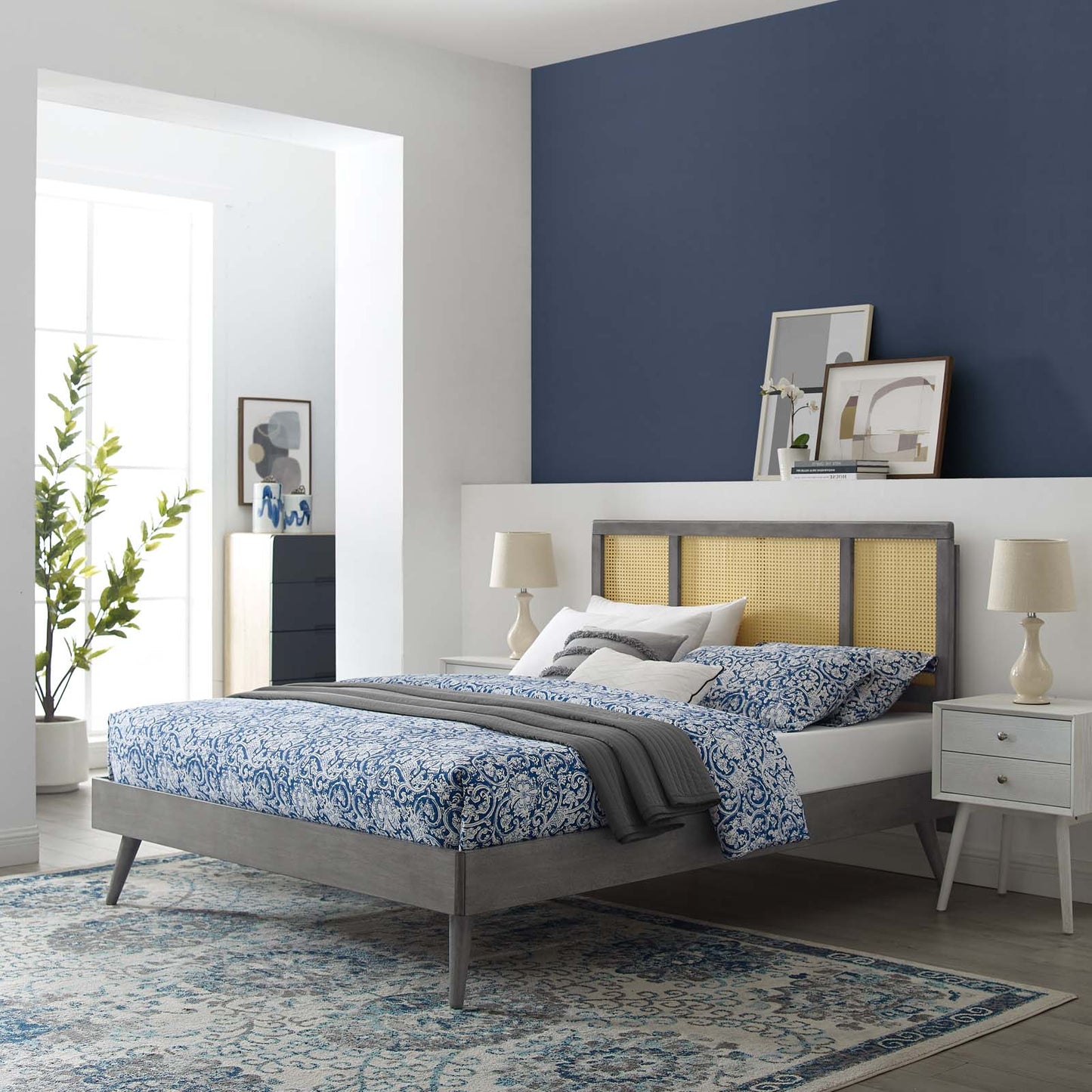 Kelsea Cane and Wood King Platform Bed With Splayed Legs, Wood, Grey Gray, 22540
