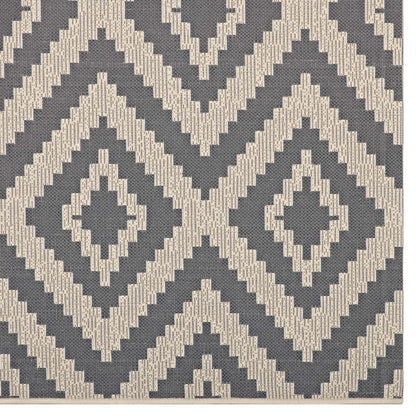 Jagged Geometric Diamond Trellis 9x12 Indoor and Outdoor Area Rug, Grey Gray and Beige, 23088